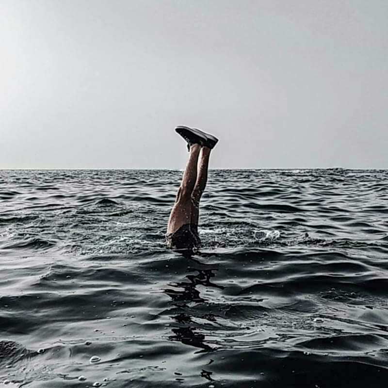 Yüzmekten veya tekneden korkmak anormal mi?